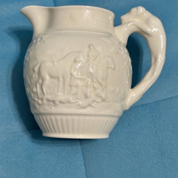 Wedgwood Etruria Pitcher Jug Dog Handle Hunt Scene Horse Off White 4" - Picture 4 of 8
